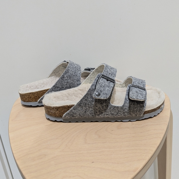 Birkenstock Arizona Rivet - Sz 36 Narrow Width - Picture 3 of 6